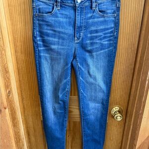American Eagle Outfitters Light Blue Super Stretch Jeans